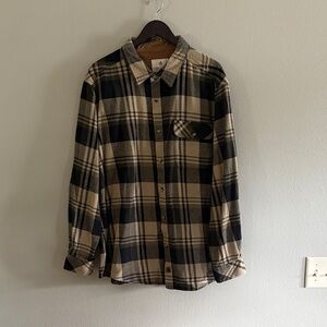 Legendary Whitetails Men's Plaid Shirt - Black and Tan